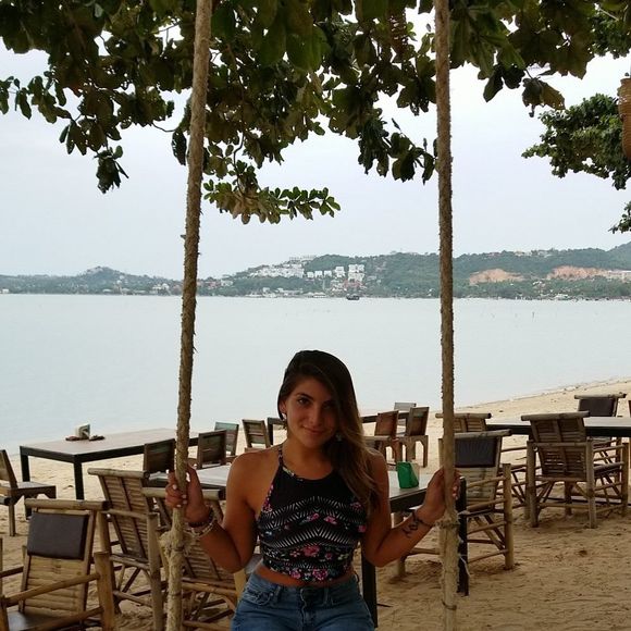 Meet your Posher, Katie - Picture 1 of 1